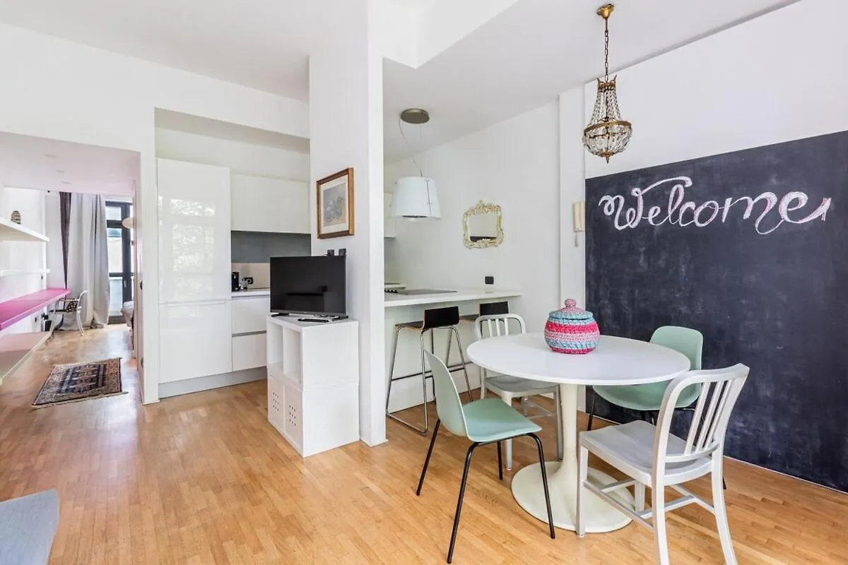 Homeby, Casa Watt Milan Apartment