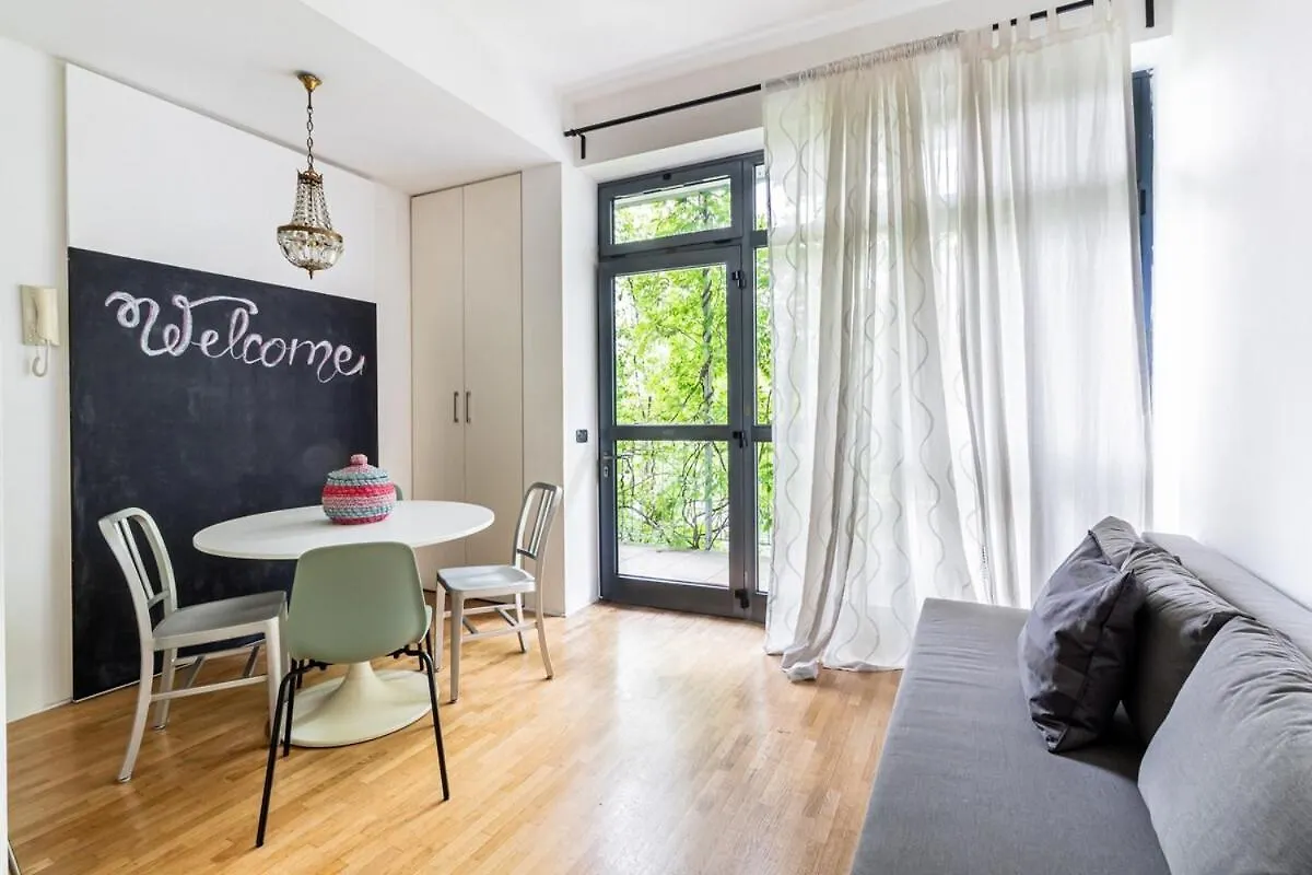Homeby, Casa Watt Milan